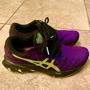 Women’s ASICS DynaBlast Running Shoes